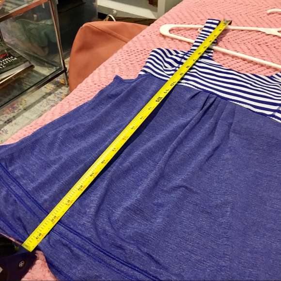 Lululemon Size 4 Top - Picture 4 of 6